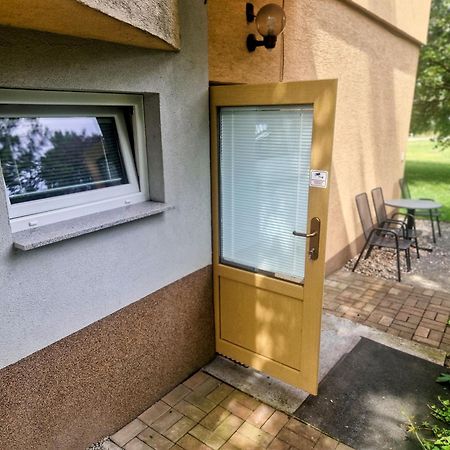 Family Hotel Maxim Beroun  Eksteriør billede