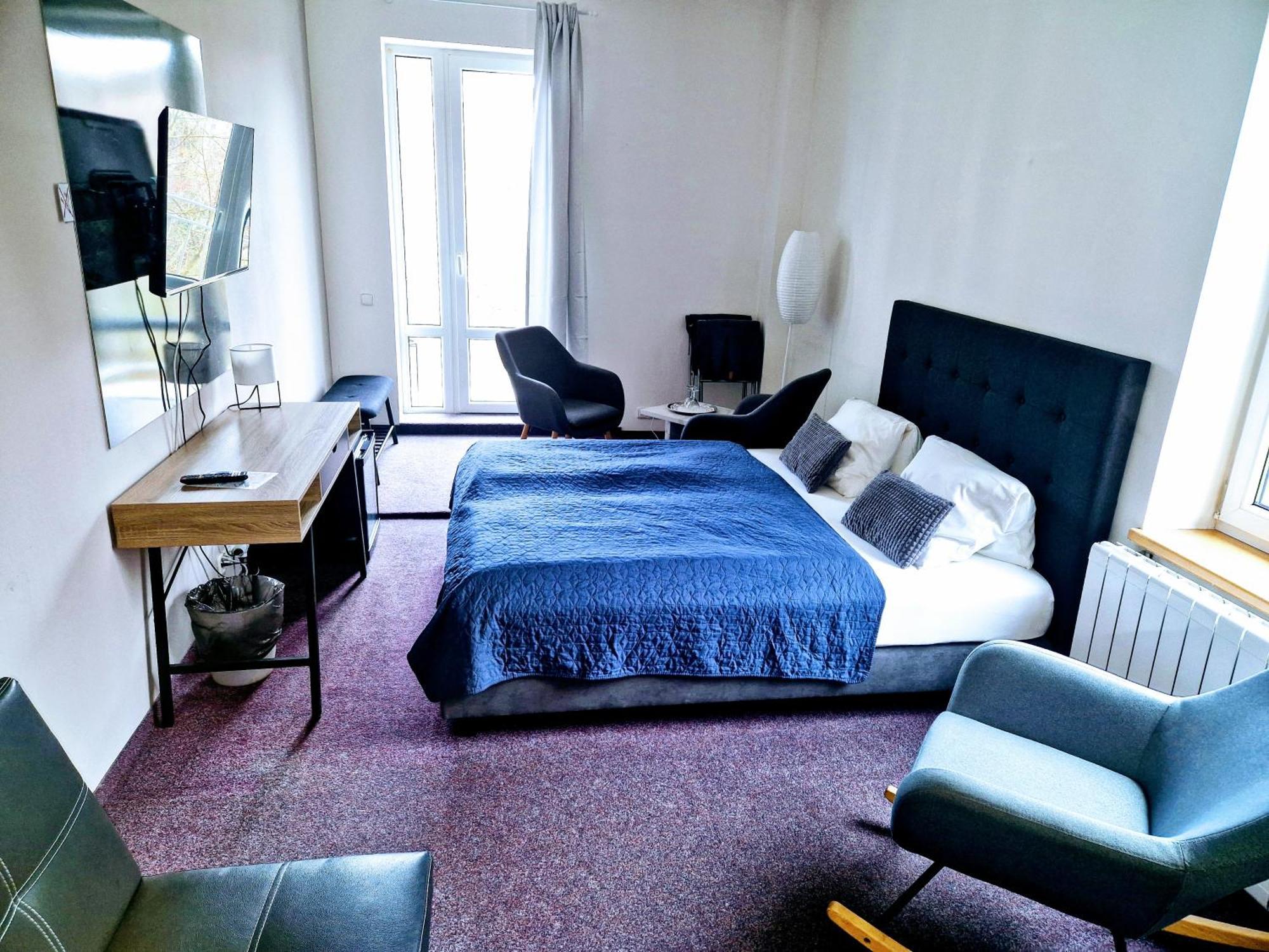 Family Hotel Maxim Beroun  Eksteriør billede